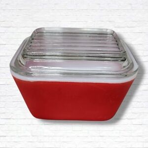 Pyrex Vintage Red Refrigerator Fridgie Dish 501 with Lid 1.5 Cup Storage Dish